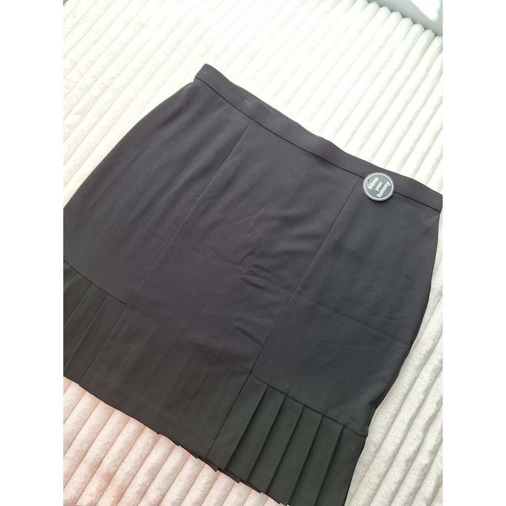 Dressbarn Pleated Tummy Slimming Mini Skirt Womens 20 Black School Girl Academia